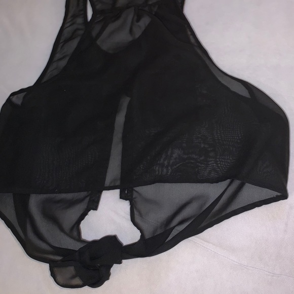 Woman top - Picture 9 of 16